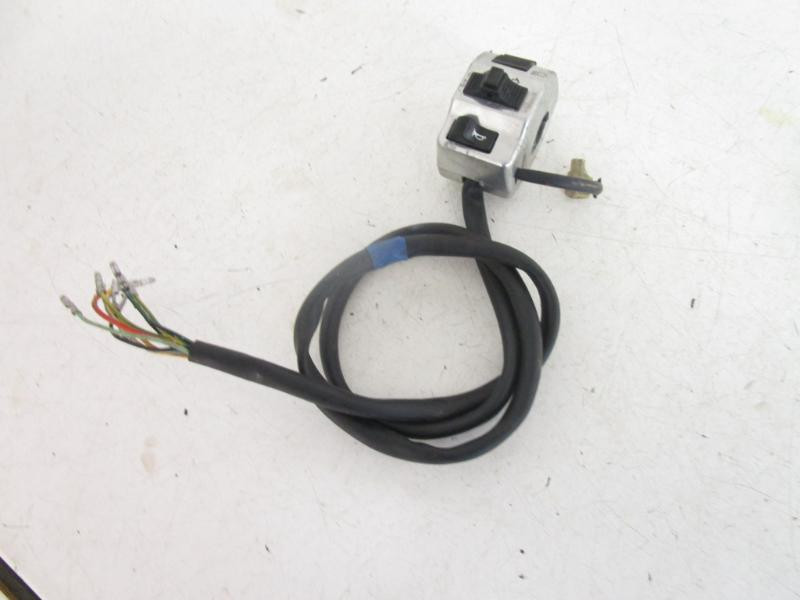 01 Suzuki VS 800 Intruder Left Handlebar Switch 37400-39AC0 1995